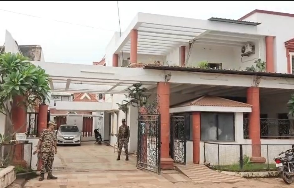 धमतरी में कांग्रेस नेता रामगोपाल अग्रवाल के घर ED की रेड