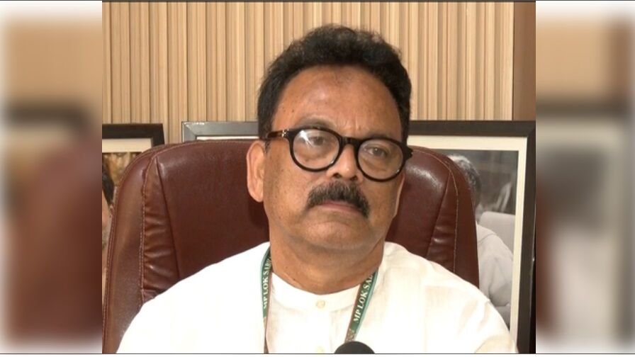 सुखदेव भगत को छत्तीसगढ़ कांग्रेस का नया प्रभारी बनाया गया है। वो सचिन पायलट का स्थान लेंगे।