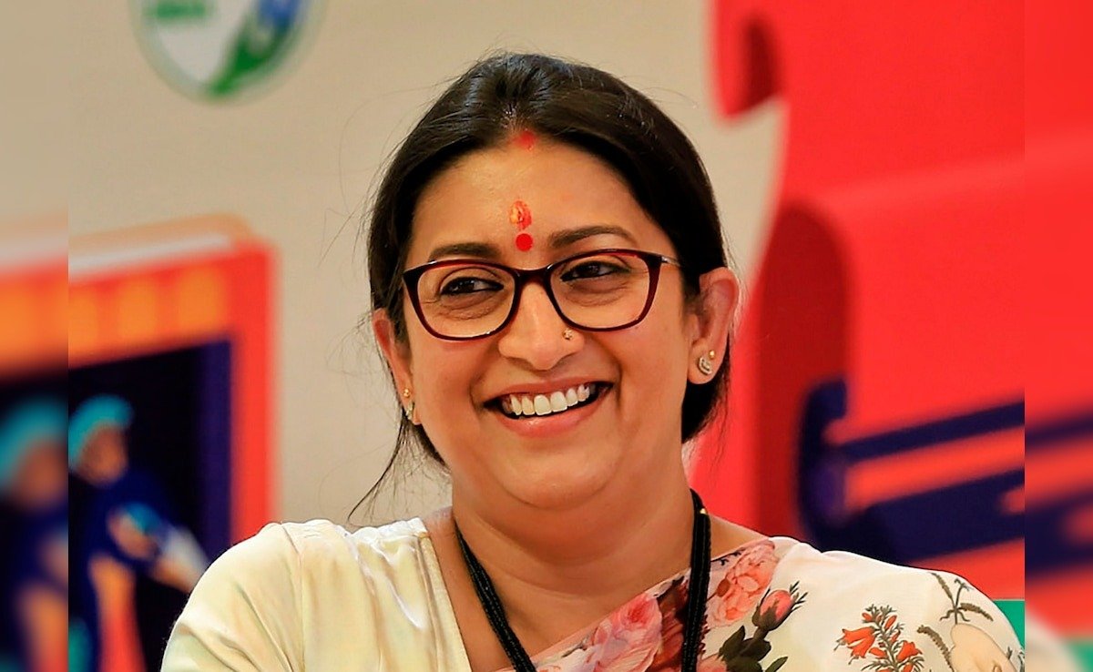 स्मृति ईरानी बनी भाजपा प्रभारी
