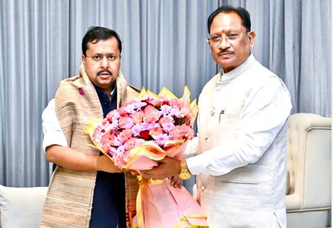 नई दिल्ली में मुख्यमंत्री साय ने की राष्ट्रीय अध्यक्ष नितिन नवीन से मुलाकात