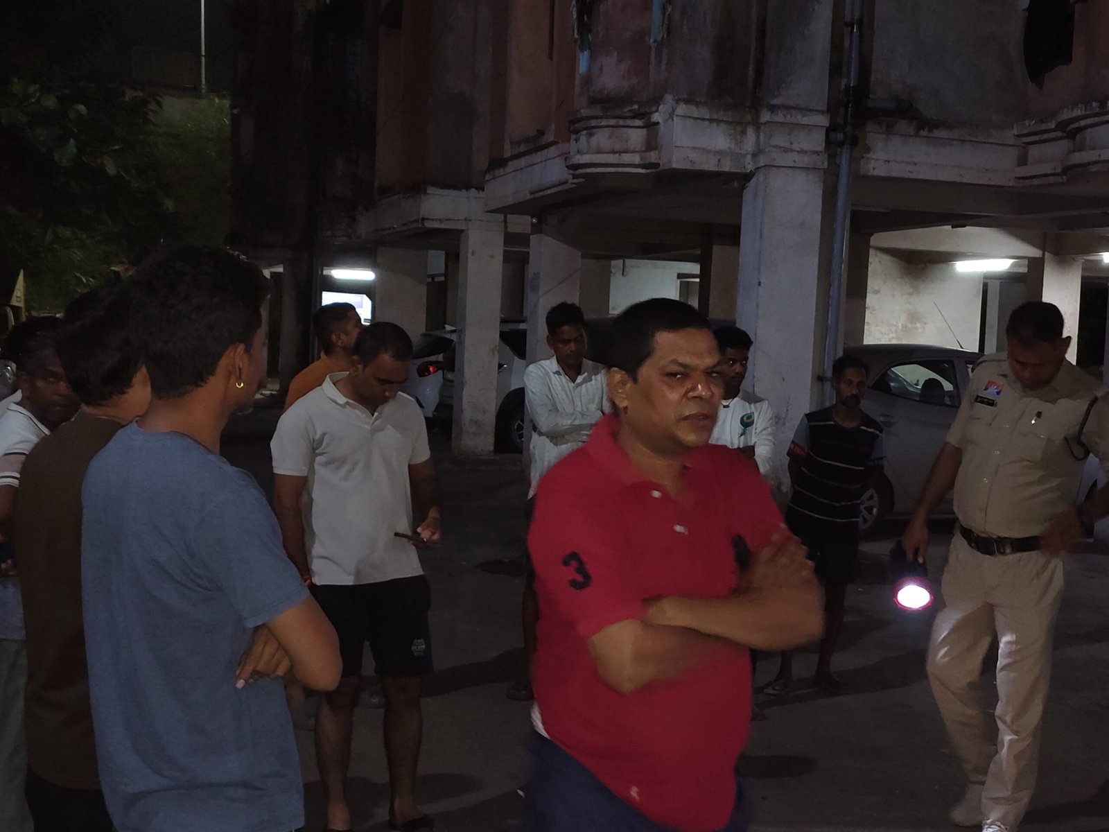रायपुर में देर रात संदिग्ध परिस्थिति में मिला शव
