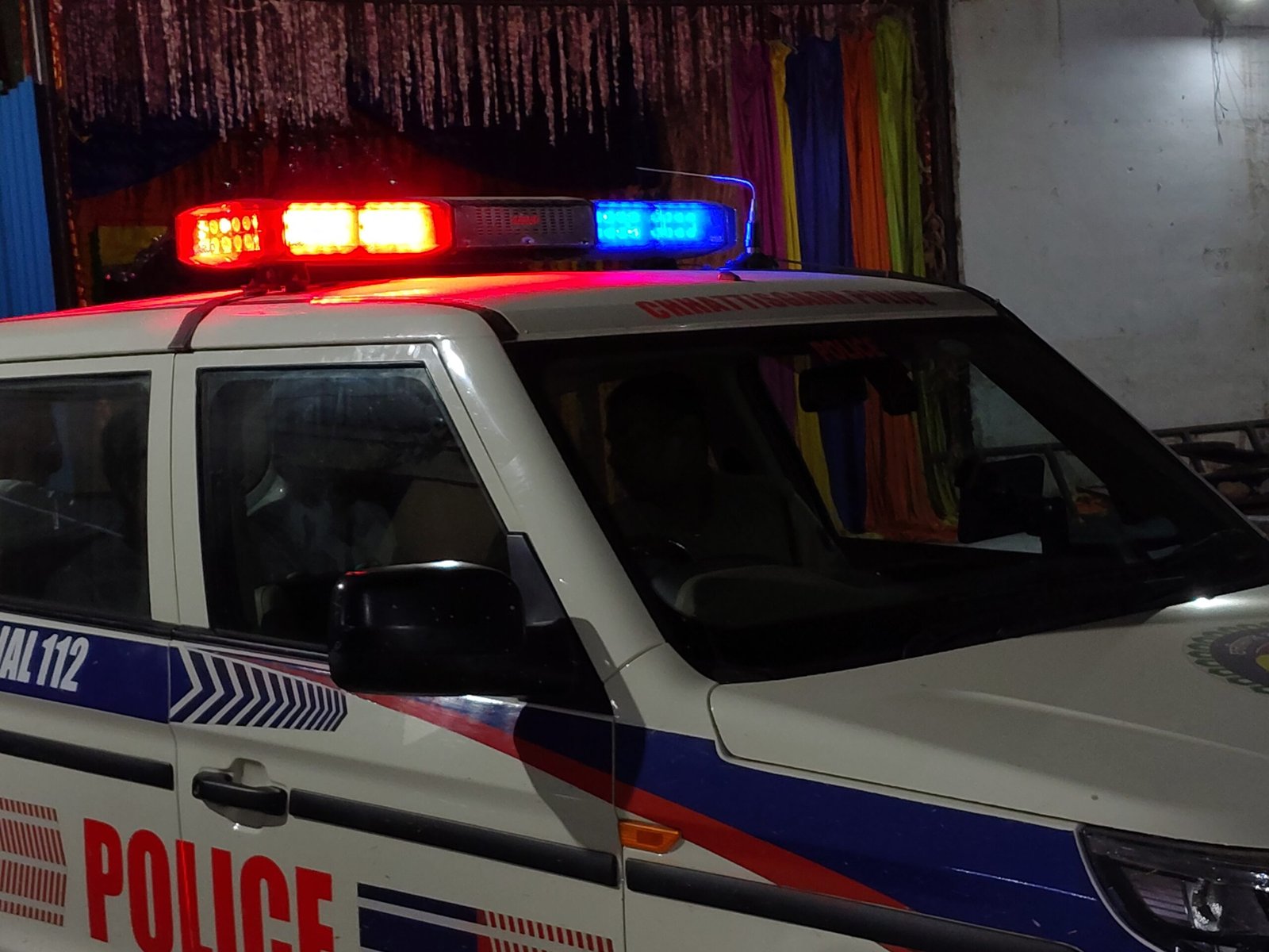Raipur में पुलिस पहुंचे मौके पर